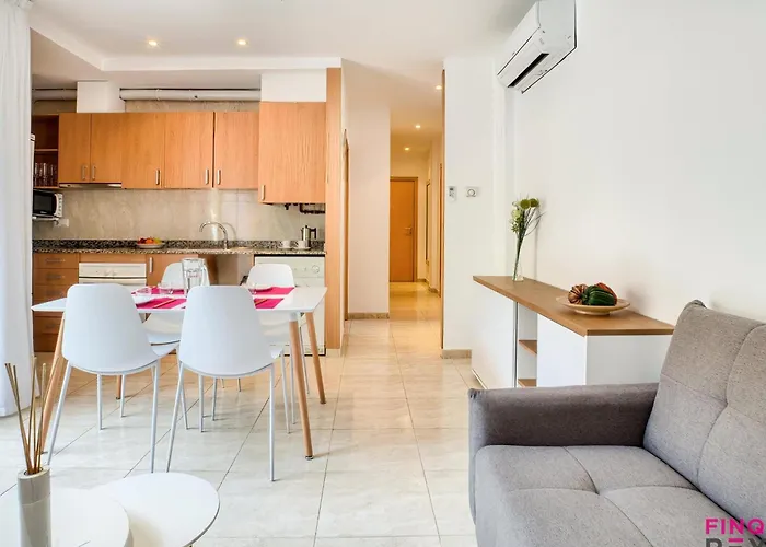 Appartement Centrico En S'agaro Con Balcon Y Estacionamiento - Es-298-28