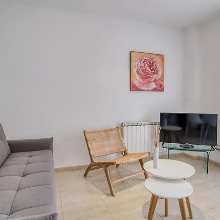 דירה Centrico En S'agaro Con Balcon Y Estacionamiento - Es-298-28 *