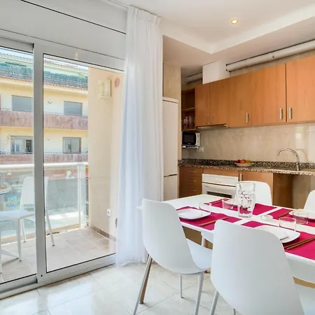 Céntrico En S'agaró Con Balcón Y Estacionamiento - Es-298-28 *